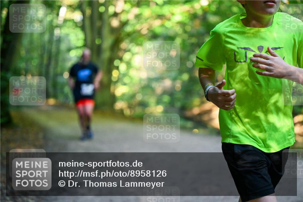 28.09.2025 - 33. Volkslauf durch das schöne Alstertal Dr. Thomas Lammeyer http://msf.ph/oto/8958126 28.09.2025 10:50:32 Laufen  meine-sportfotos.de