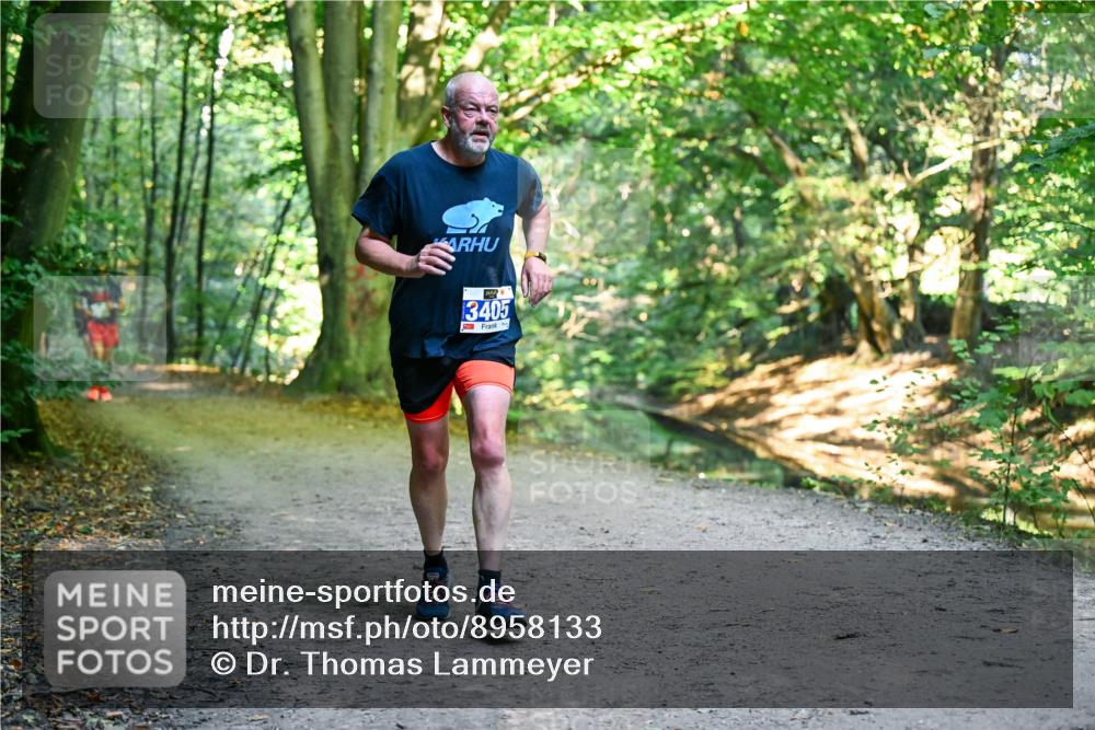 28.09.2025 - 33. Volkslauf durch das schöne Alstertal Dr. Thomas Lammeyer http://msf.ph/oto/8958133 28.09.2025 10:50:33 Laufen 3405 meine-sportfotos.de