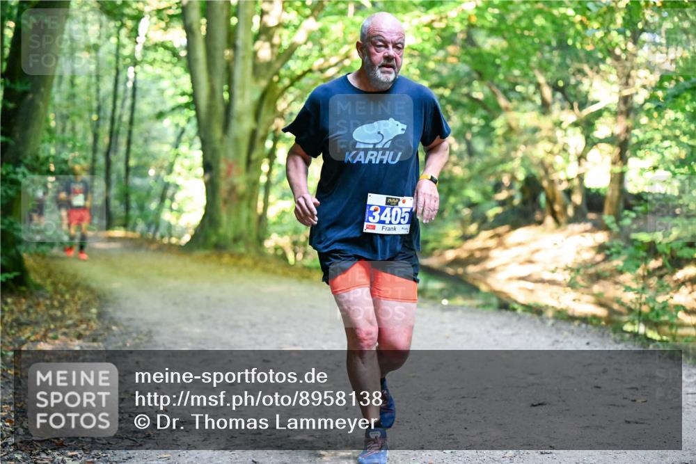 28.09.2025 - 33. Volkslauf durch das schöne Alstertal Dr. Thomas Lammeyer http://msf.ph/oto/8958138 28.09.2025 10:50:34 Laufen 3405, 1 meine-sportfotos.de