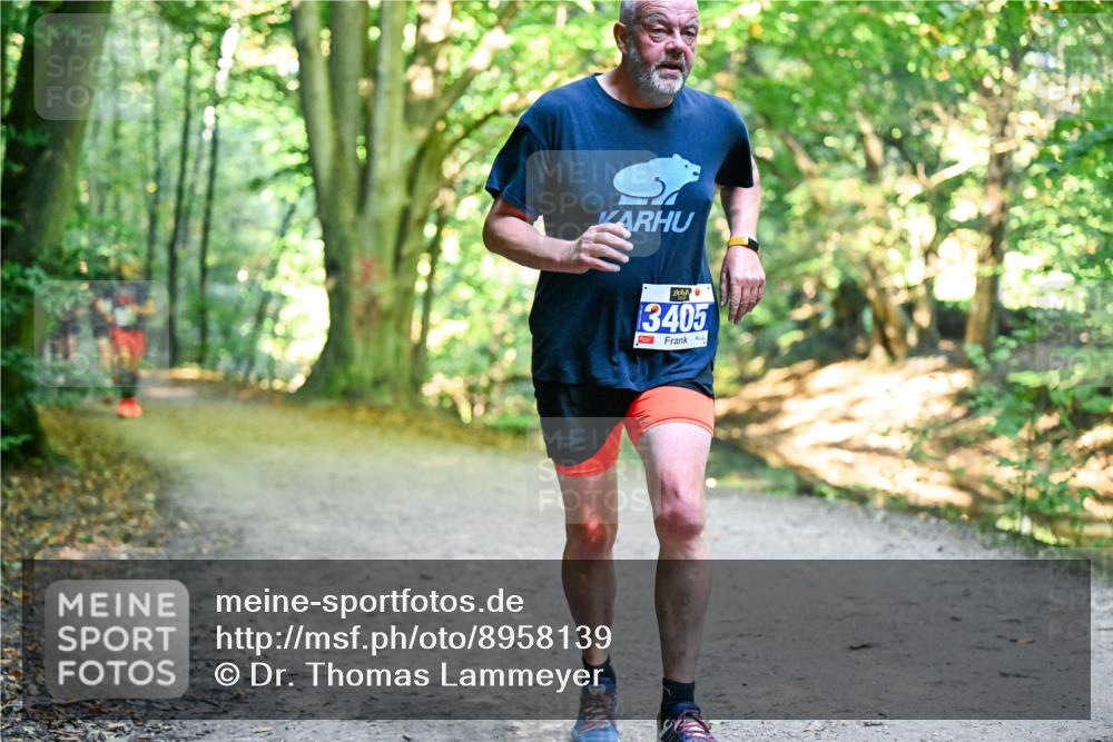 28.09.2025 - 33. Volkslauf durch das schöne Alstertal Dr. Thomas Lammeyer http://msf.ph/oto/8958139 28.09.2025 10:50:34 Laufen 3405 meine-sportfotos.de