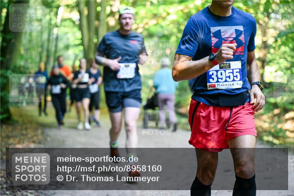 28.09.2025 - 33. Volkslauf durch das schöne Alstertal Dr. Thomas Lammeyer http://msf.ph/oto/8958160 28.09.2025 10:50:41 Laufen 3955 meine-sportfotos.de