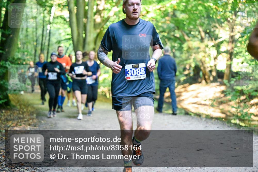 28.09.2025 - 33. Volkslauf durch das schöne Alstertal Dr. Thomas Lammeyer http://msf.ph/oto/8958164 28.09.2025 10:50:42 Laufen 3088 meine-sportfotos.de