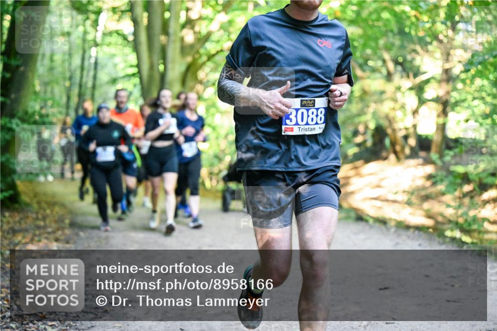 28.09.2025 - 33. Volkslauf durch das schöne Alstertal Dr. Thomas Lammeyer http://msf.ph/oto/8958166 28.09.2025 10:50:42 Laufen 3088 meine-sportfotos.de
