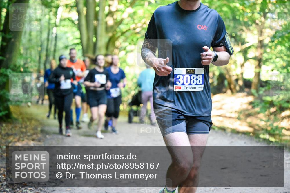 28.09.2025 - 33. Volkslauf durch das schöne Alstertal Dr. Thomas Lammeyer http://msf.ph/oto/8958167 28.09.2025 10:50:42 Laufen 3088 meine-sportfotos.de