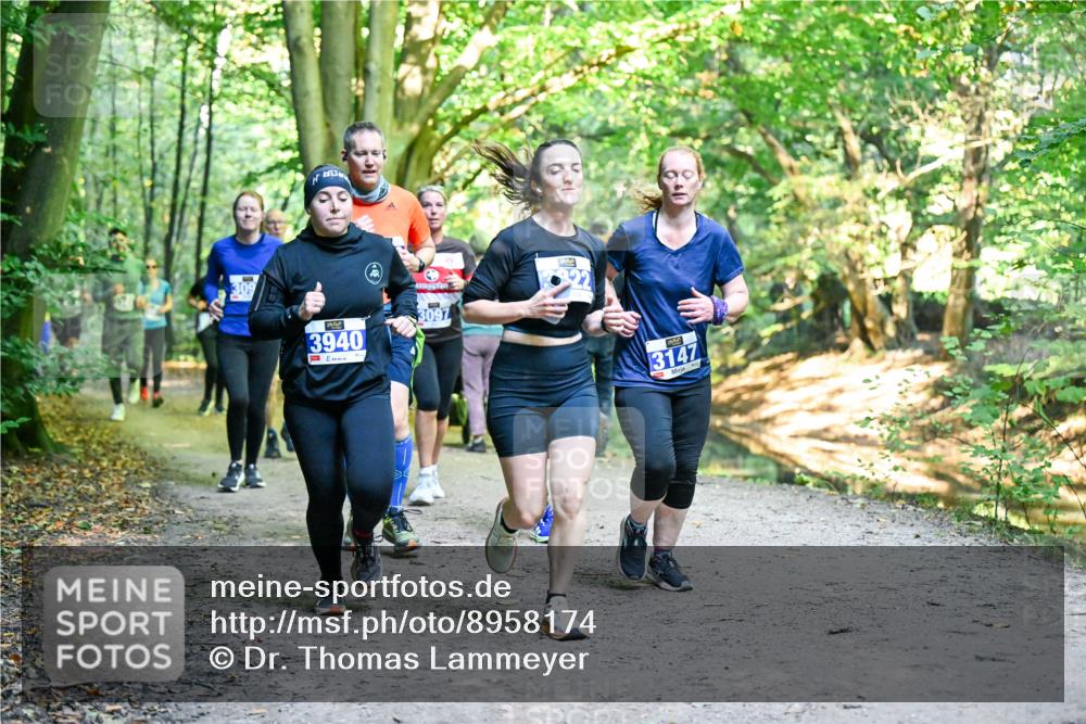 28.09.2025 - 33. Volkslauf durch das schöne Alstertal Dr. Thomas Lammeyer http://msf.ph/oto/8958174 28.09.2025 10:50:44 Laufen 3940, 3097, 3147 meine-sportfotos.de