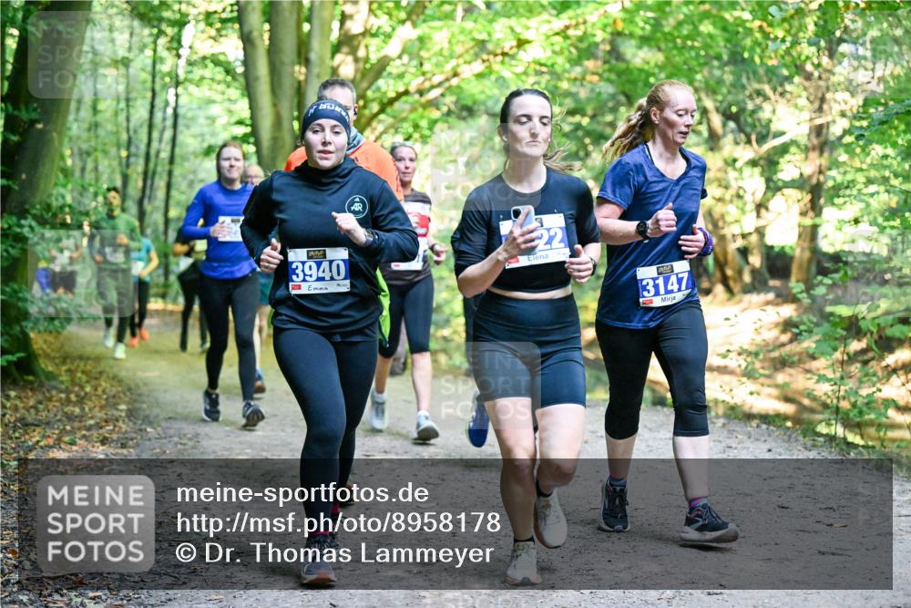 28.09.2025 - 33. Volkslauf durch das schöne Alstertal Dr. Thomas Lammeyer http://msf.ph/oto/8958178 28.09.2025 10:50:44 Laufen 3940, 22, 3147 meine-sportfotos.de