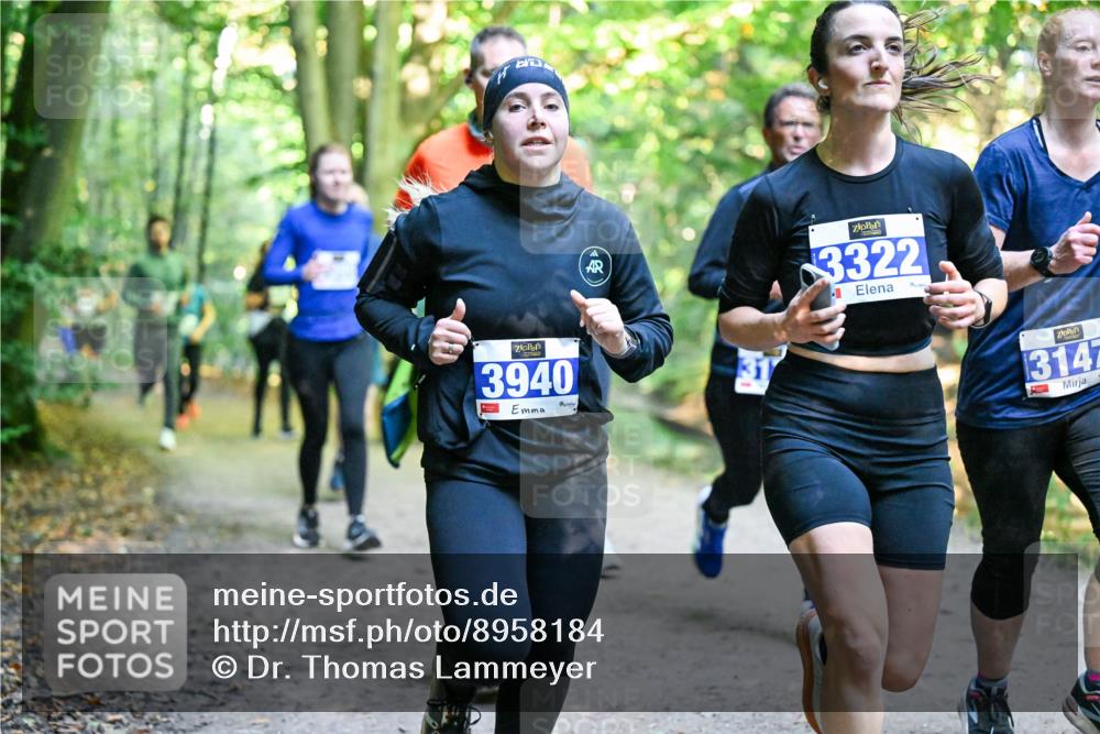 28.09.2025 - 33. Volkslauf durch das schöne Alstertal Dr. Thomas Lammeyer http://msf.ph/oto/8958184 28.09.2025 10:50:45 Laufen 3940, 31, 3322, 3147 meine-sportfotos.de