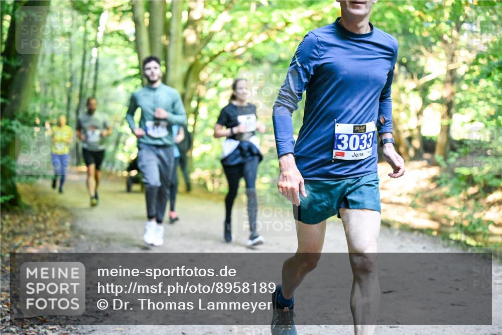 28.09.2025 - 33. Volkslauf durch das schöne Alstertal Dr. Thomas Lammeyer http://msf.ph/oto/8958189 28.09.2025 10:50:48 Laufen 3033 meine-sportfotos.de