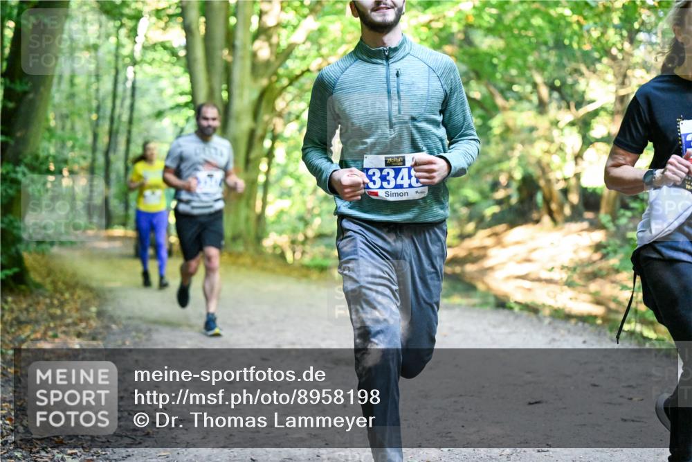 28.09.2025 - 33. Volkslauf durch das schöne Alstertal Dr. Thomas Lammeyer http://msf.ph/oto/8958198 28.09.2025 10:50:50 Laufen 334 meine-sportfotos.de