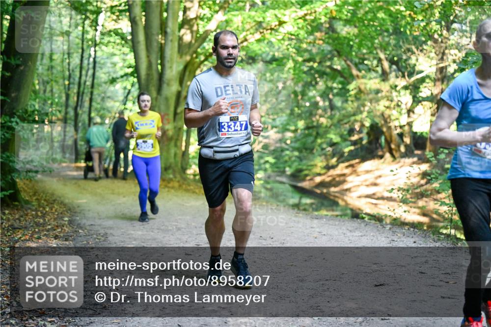 28.09.2025 - 33. Volkslauf durch das schöne Alstertal Dr. Thomas Lammeyer http://msf.ph/oto/8958207 28.09.2025 10:50:51 Laufen 3347 meine-sportfotos.de