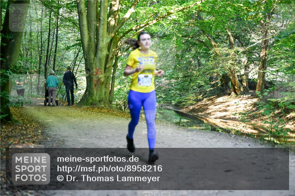 28.09.2025 - 33. Volkslauf durch das schöne Alstertal Dr. Thomas Lammeyer http://msf.ph/oto/8958216 28.09.2025 10:50:53 Laufen  meine-sportfotos.de