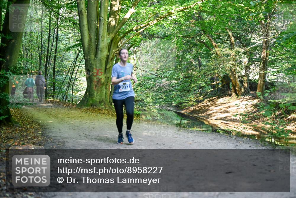 28.09.2025 - 33. Volkslauf durch das schöne Alstertal Dr. Thomas Lammeyer http://msf.ph/oto/8958227 28.09.2025 10:50:58 Laufen  meine-sportfotos.de