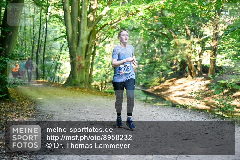 28.09.2025 - 33. Volkslauf durch das schöne Alstertal Dr. Thomas Lammeyer http://msf.ph/oto/8958232 28.09.2025 10:50:59 Laufen 3012 meine-sportfotos.de