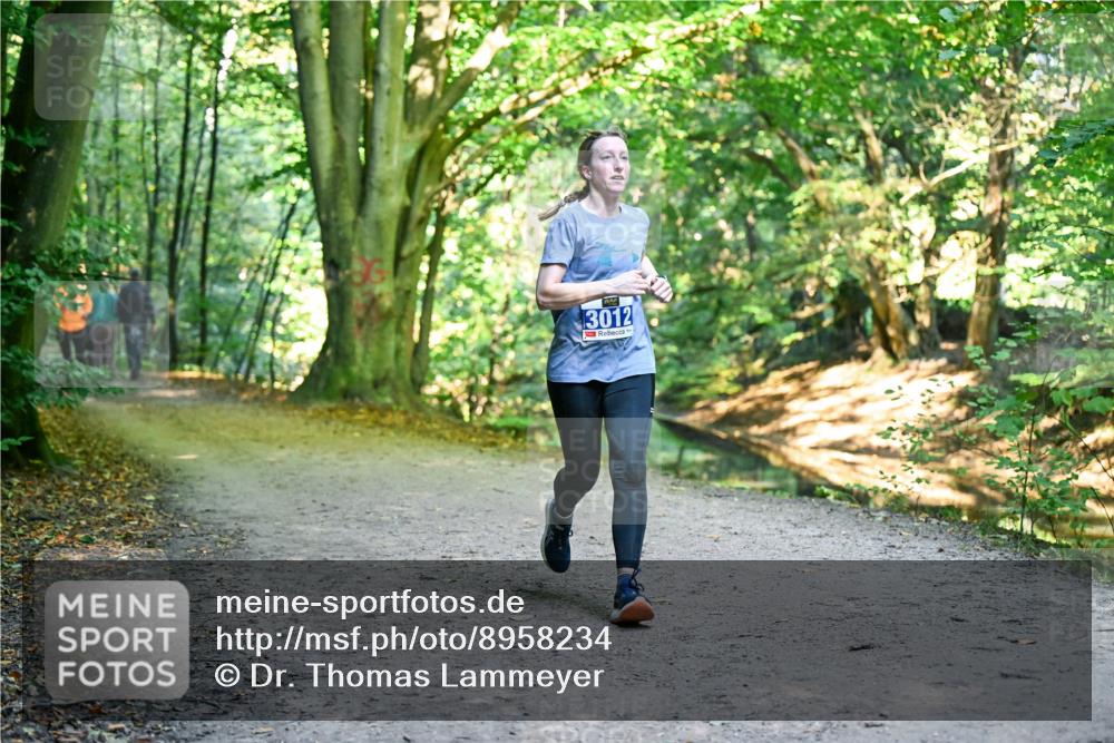 28.09.2025 - 33. Volkslauf durch das schöne Alstertal Dr. Thomas Lammeyer http://msf.ph/oto/8958234 28.09.2025 10:50:59 Laufen 3012 meine-sportfotos.de