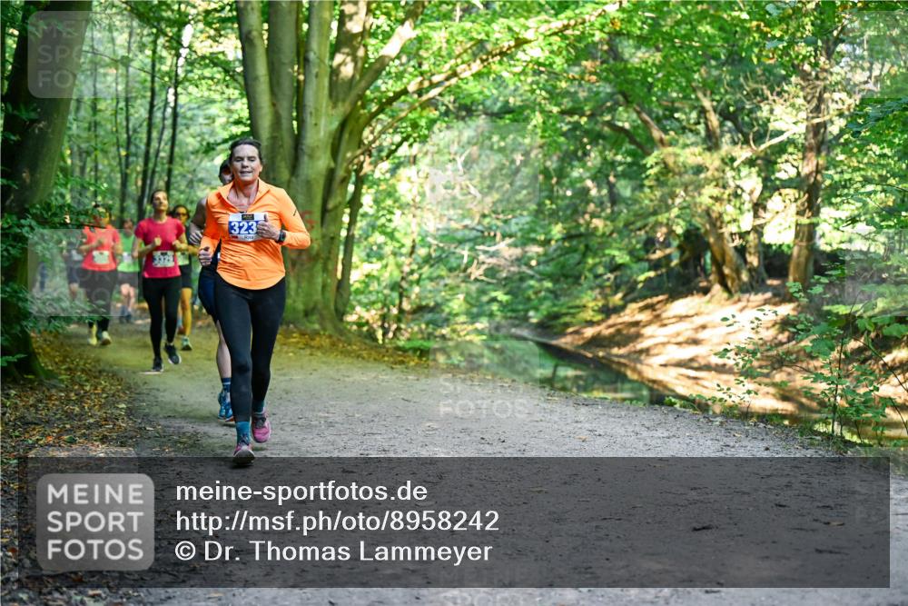28.09.2025 - 33. Volkslauf durch das schöne Alstertal Dr. Thomas Lammeyer http://msf.ph/oto/8958242 28.09.2025 10:51:07 Laufen 323 meine-sportfotos.de