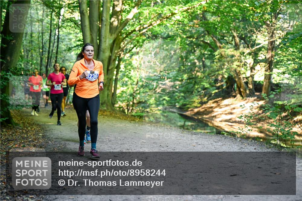 28.09.2025 - 33. Volkslauf durch das schöne Alstertal Dr. Thomas Lammeyer http://msf.ph/oto/8958244 28.09.2025 10:51:07 Laufen 3236 meine-sportfotos.de
