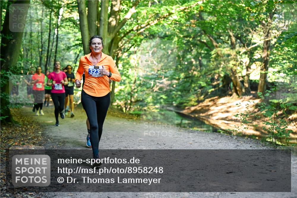 28.09.2025 - 33. Volkslauf durch das schöne Alstertal Dr. Thomas Lammeyer http://msf.ph/oto/8958248 28.09.2025 10:51:07 Laufen 323 meine-sportfotos.de