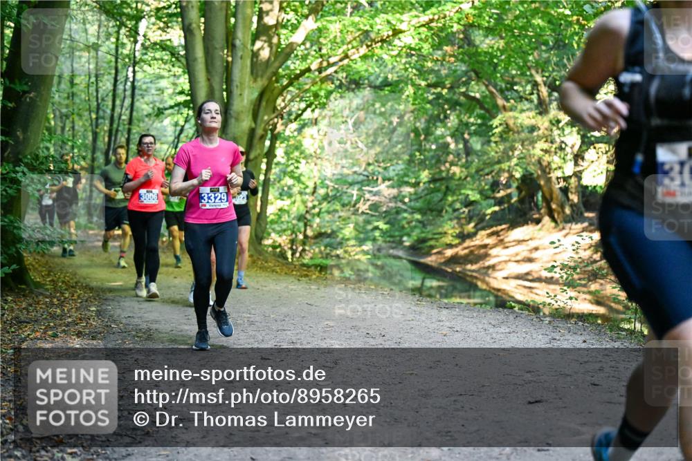 28.09.2025 - 33. Volkslauf durch das schöne Alstertal Dr. Thomas Lammeyer http://msf.ph/oto/8958265 28.09.2025 10:51:10 Laufen 3006, 3329, 30 meine-sportfotos.de