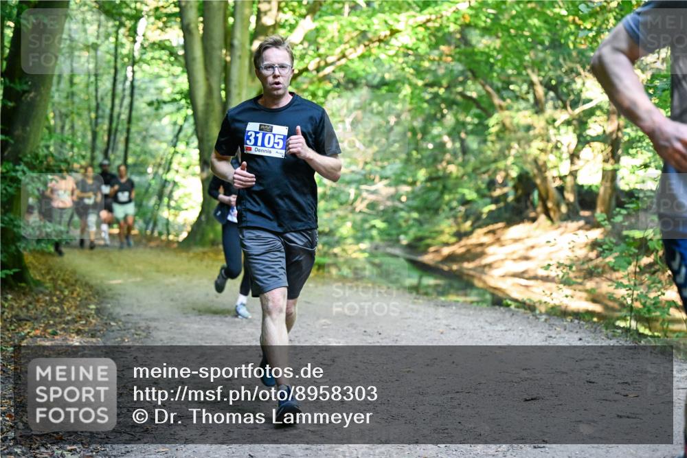 28.09.2025 - 33. Volkslauf durch das schöne Alstertal Dr. Thomas Lammeyer http://msf.ph/oto/8958303 28.09.2025 10:51:16 Laufen 3105 meine-sportfotos.de