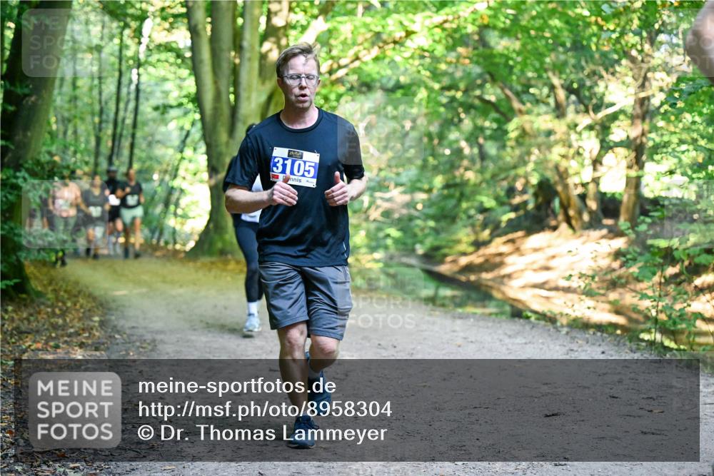 28.09.2025 - 33. Volkslauf durch das schöne Alstertal Dr. Thomas Lammeyer http://msf.ph/oto/8958304 28.09.2025 10:51:16 Laufen 3105 meine-sportfotos.de