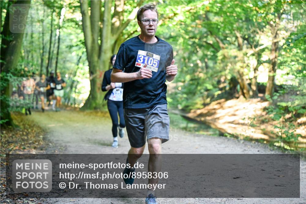 28.09.2025 - 33. Volkslauf durch das schöne Alstertal Dr. Thomas Lammeyer http://msf.ph/oto/8958306 28.09.2025 10:51:16 Laufen 3105 meine-sportfotos.de