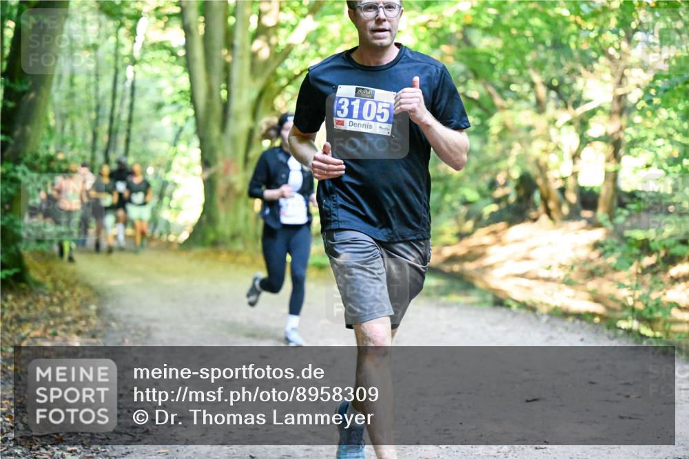 28.09.2025 - 33. Volkslauf durch das schöne Alstertal Dr. Thomas Lammeyer http://msf.ph/oto/8958309 28.09.2025 10:51:17 Laufen 3105 meine-sportfotos.de