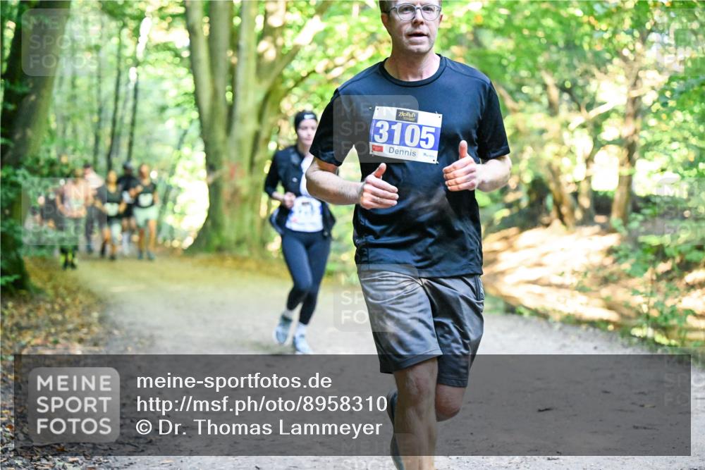 28.09.2025 - 33. Volkslauf durch das schöne Alstertal Dr. Thomas Lammeyer http://msf.ph/oto/8958310 28.09.2025 10:51:17 Laufen 3105 meine-sportfotos.de