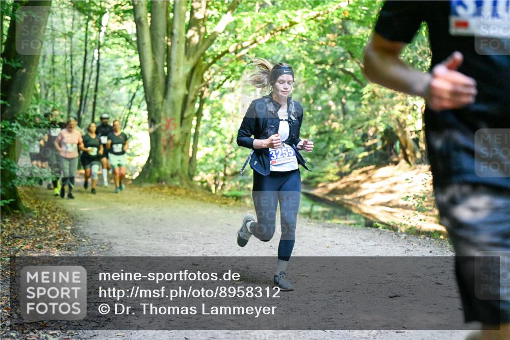 28.09.2025 - 33. Volkslauf durch das schöne Alstertal Dr. Thomas Lammeyer http://msf.ph/oto/8958312 28.09.2025 10:51:17 Laufen 3255 meine-sportfotos.de
