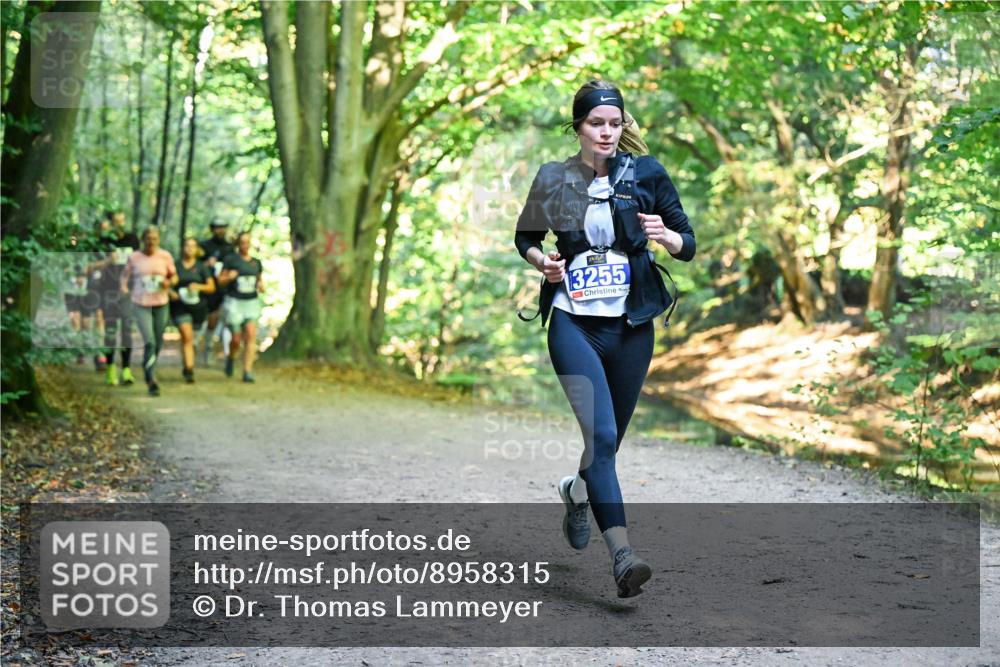 28.09.2025 - 33. Volkslauf durch das schöne Alstertal Dr. Thomas Lammeyer http://msf.ph/oto/8958315 28.09.2025 10:51:18 Laufen 3255 meine-sportfotos.de