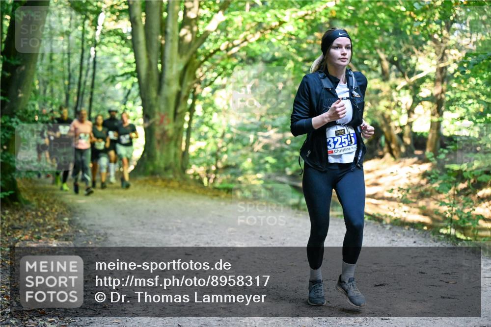 28.09.2025 - 33. Volkslauf durch das schöne Alstertal Dr. Thomas Lammeyer http://msf.ph/oto/8958317 28.09.2025 10:51:18 Laufen 3255 meine-sportfotos.de