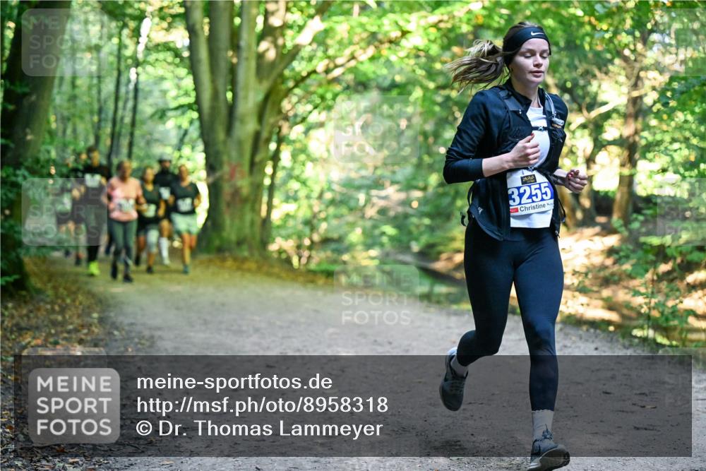 28.09.2025 - 33. Volkslauf durch das schöne Alstertal Dr. Thomas Lammeyer http://msf.ph/oto/8958318 28.09.2025 10:51:18 Laufen 3255 meine-sportfotos.de