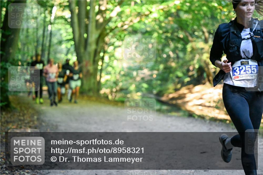 28.09.2025 - 33. Volkslauf durch das schöne Alstertal Dr. Thomas Lammeyer http://msf.ph/oto/8958321 28.09.2025 10:51:18 Laufen 3255 meine-sportfotos.de