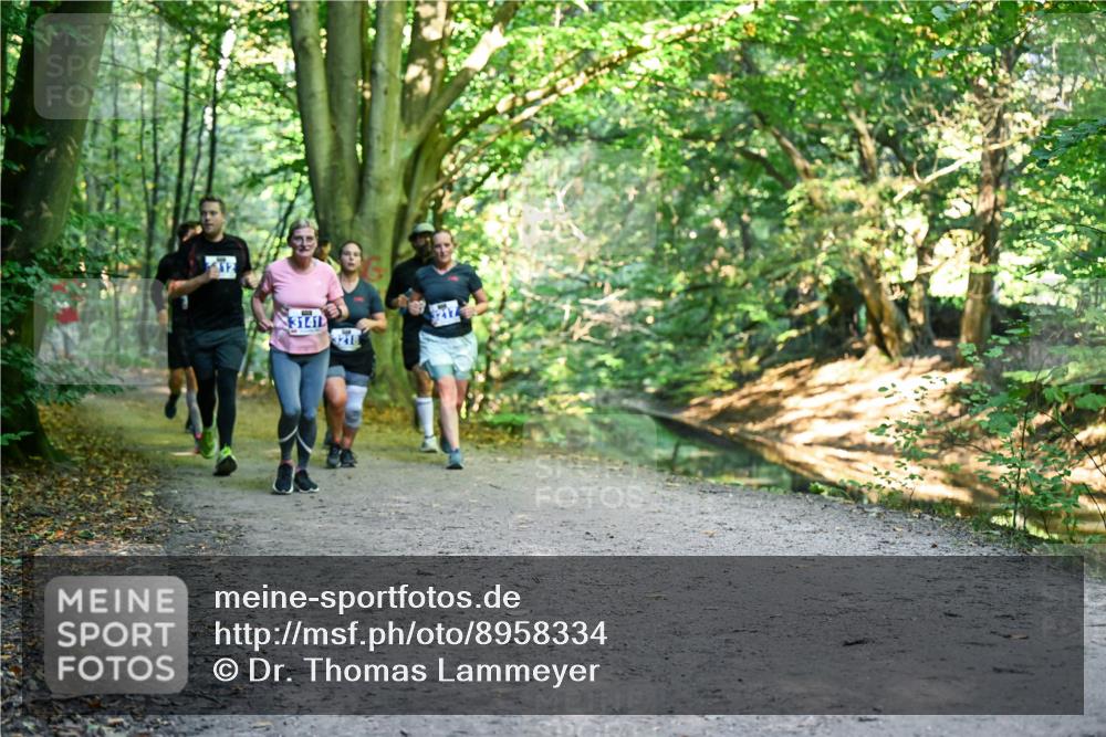 28.09.2025 - 33. Volkslauf durch das schöne Alstertal Dr. Thomas Lammeyer http://msf.ph/oto/8958334 28.09.2025 10:51:20 Laufen 12, 3141, 3218 meine-sportfotos.de