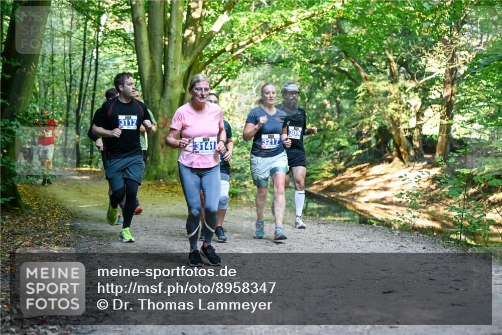28.09.2025 - 33. Volkslauf durch das schöne Alstertal Dr. Thomas Lammeyer http://msf.ph/oto/8958347 28.09.2025 10:51:22 Laufen 3112, 3141, 3217, 3096 meine-sportfotos.de