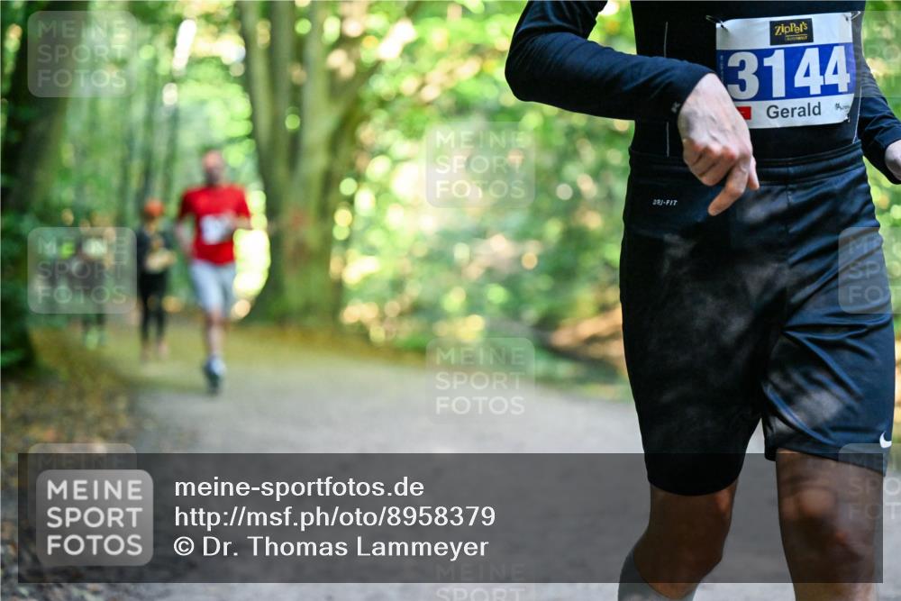 28.09.2025 - 33. Volkslauf durch das schöne Alstertal Dr. Thomas Lammeyer http://msf.ph/oto/8958379 28.09.2025 10:51:26 Laufen 3144 meine-sportfotos.de