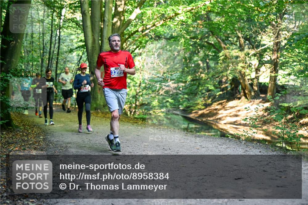 28.09.2025 - 33. Volkslauf durch das schöne Alstertal Dr. Thomas Lammeyer http://msf.ph/oto/8958384 28.09.2025 10:51:28 Laufen 2575, 3399 meine-sportfotos.de