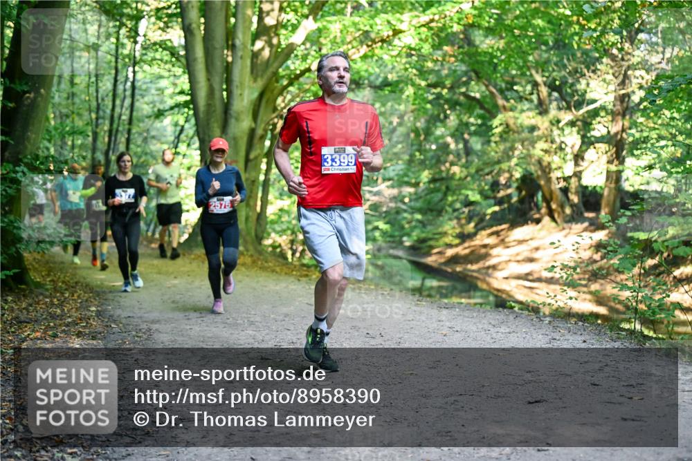 28.09.2025 - 33. Volkslauf durch das schöne Alstertal Dr. Thomas Lammeyer http://msf.ph/oto/8958390 28.09.2025 10:51:28 Laufen 2575, 3399 meine-sportfotos.de