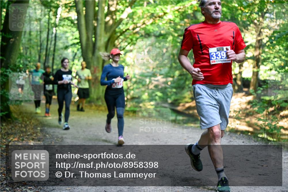 28.09.2025 - 33. Volkslauf durch das schöne Alstertal Dr. Thomas Lammeyer http://msf.ph/oto/8958398 28.09.2025 10:51:29 Laufen 339 meine-sportfotos.de