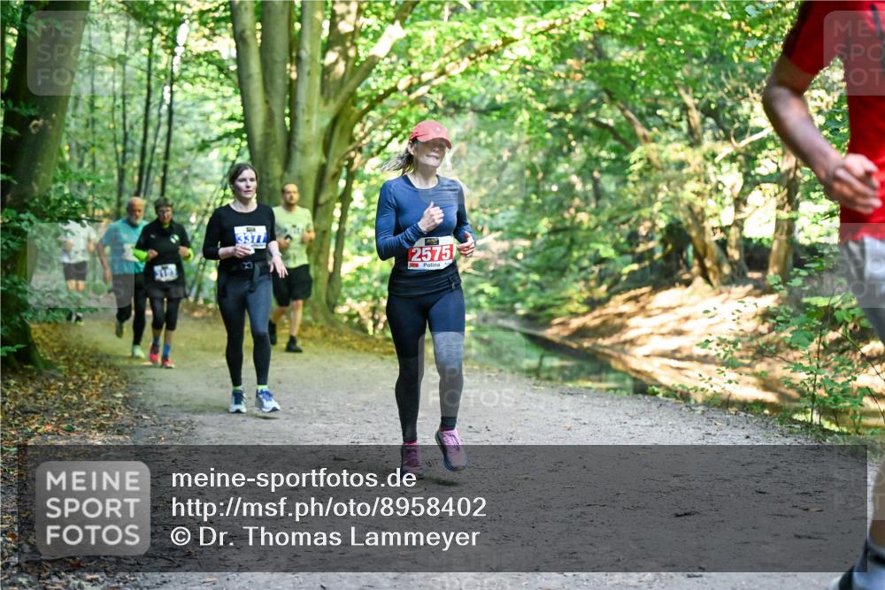 28.09.2025 - 33. Volkslauf durch das schöne Alstertal Dr. Thomas Lammeyer http://msf.ph/oto/8958402 28.09.2025 10:51:30 Laufen 3377, 2575 meine-sportfotos.de