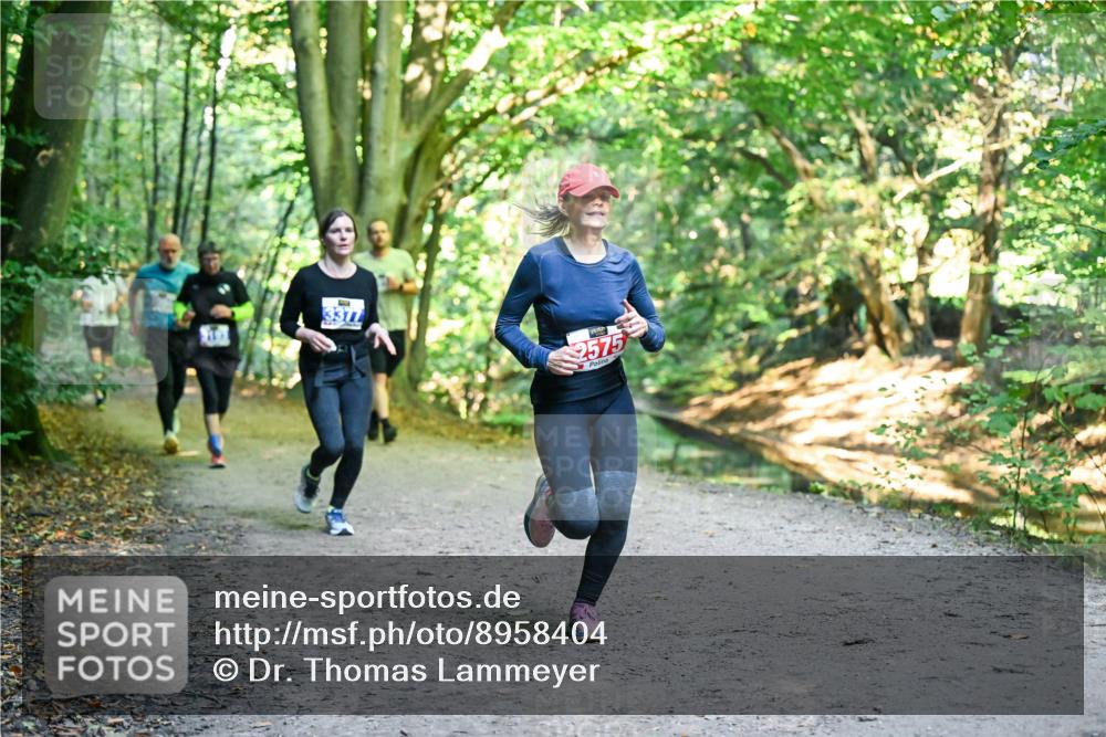 28.09.2025 - 33. Volkslauf durch das schöne Alstertal Dr. Thomas Lammeyer http://msf.ph/oto/8958404 28.09.2025 10:51:30 Laufen 3377, 2575 meine-sportfotos.de