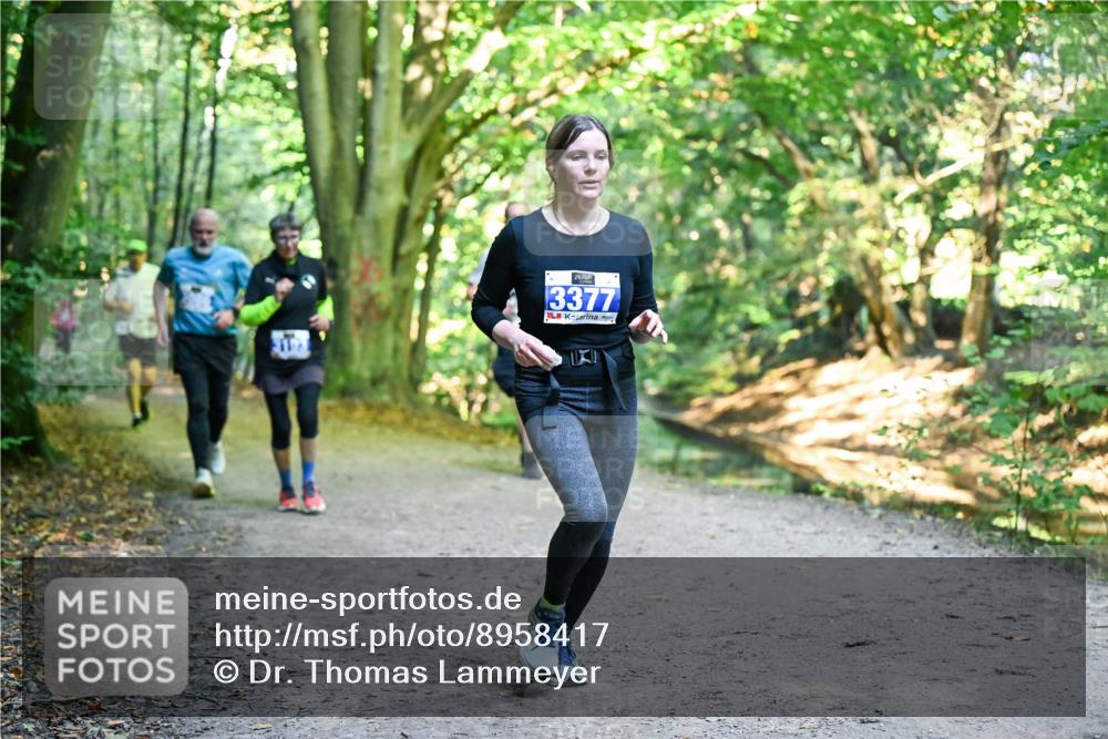 28.09.2025 - 33. Volkslauf durch das schöne Alstertal Dr. Thomas Lammeyer http://msf.ph/oto/8958417 28.09.2025 10:51:32 Laufen 3377 meine-sportfotos.de
