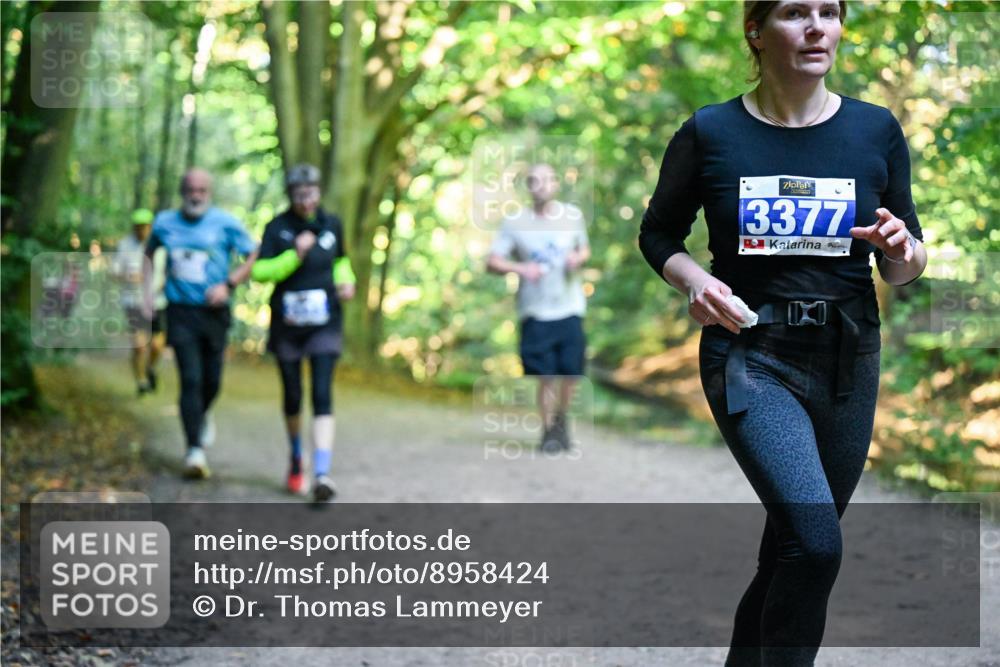 28.09.2025 - 33. Volkslauf durch das schöne Alstertal Dr. Thomas Lammeyer http://msf.ph/oto/8958424 28.09.2025 10:51:33 Laufen 3377 meine-sportfotos.de