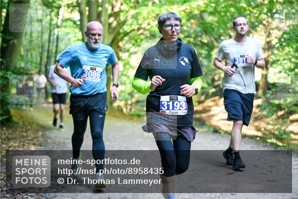 28.09.2025 - 33. Volkslauf durch das schöne Alstertal Dr. Thomas Lammeyer http://msf.ph/oto/8958435 28.09.2025 10:51:34 Laufen 3086, 3193 meine-sportfotos.de