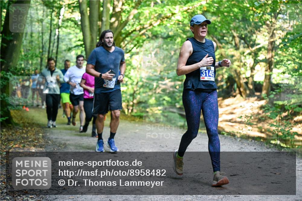 28.09.2025 - 33. Volkslauf durch das schöne Alstertal Dr. Thomas Lammeyer http://msf.ph/oto/8958482 28.09.2025 10:51:41 Laufen 3145 meine-sportfotos.de