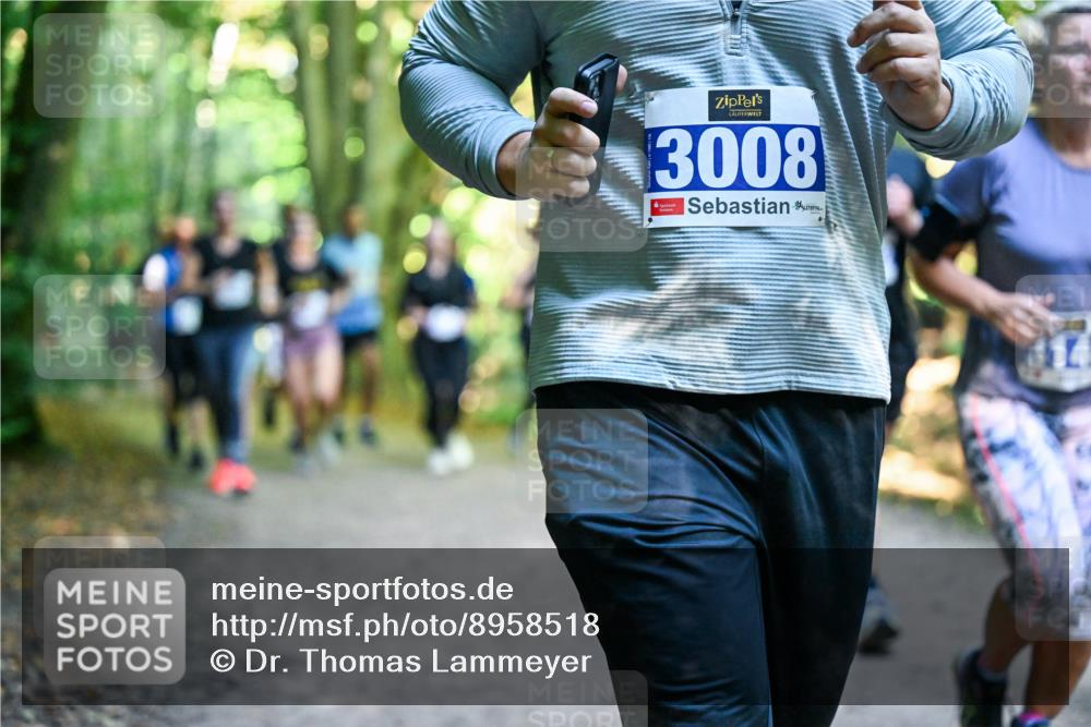 28.09.2025 - 33. Volkslauf durch das schöne Alstertal Dr. Thomas Lammeyer http://msf.ph/oto/8958518 28.09.2025 10:51:47 Laufen 3008, 14 meine-sportfotos.de