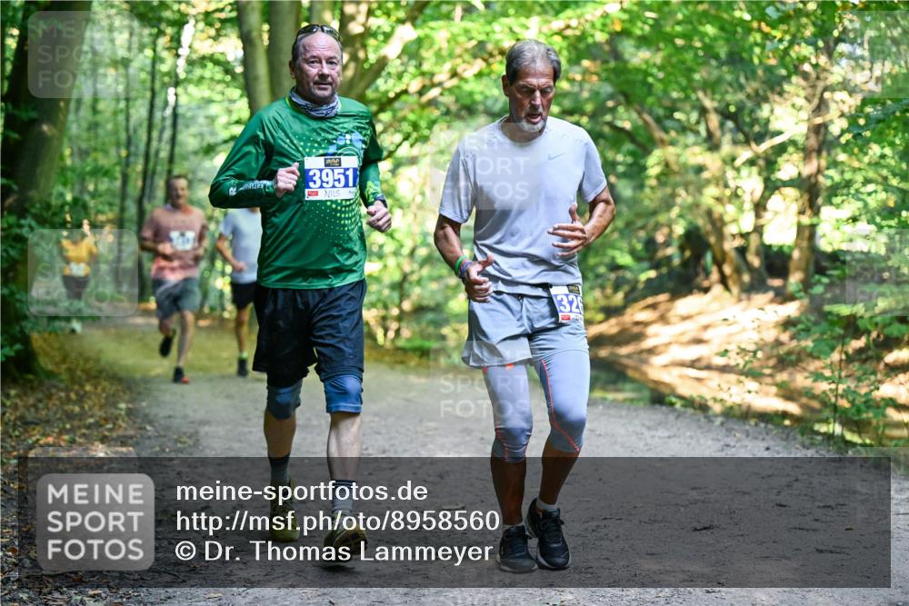 28.09.2025 - 33. Volkslauf durch das schöne Alstertal Dr. Thomas Lammeyer http://msf.ph/oto/8958560 28.09.2025 10:51:53 Laufen 3951 meine-sportfotos.de
