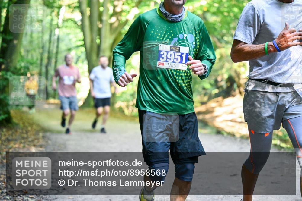 28.09.2025 - 33. Volkslauf durch das schöne Alstertal Dr. Thomas Lammeyer http://msf.ph/oto/8958568 28.09.2025 10:51:54 Laufen 3951 meine-sportfotos.de