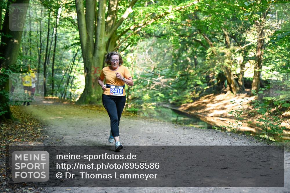 28.09.2025 - 33. Volkslauf durch das schöne Alstertal Dr. Thomas Lammeyer http://msf.ph/oto/8958586 28.09.2025 10:51:59 Laufen 3410 meine-sportfotos.de
