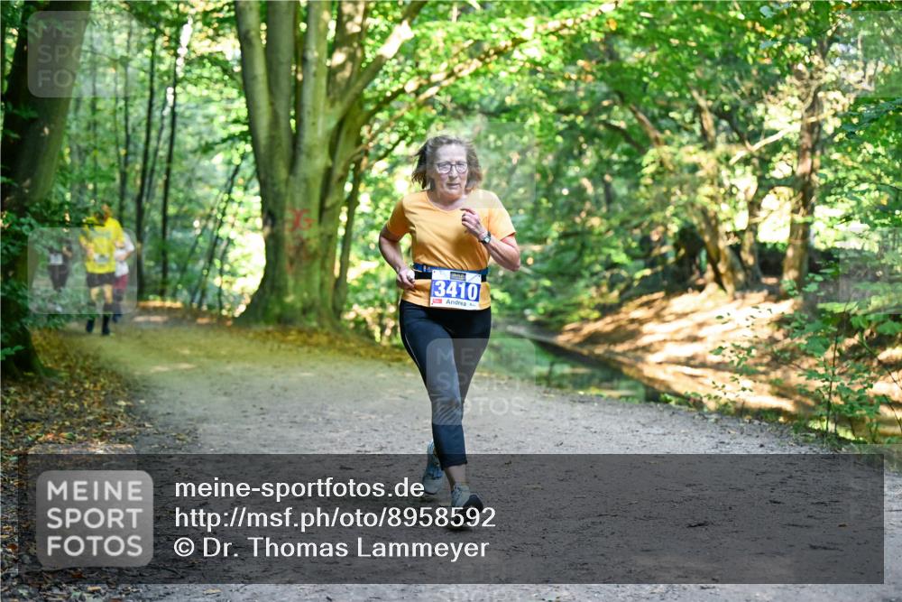28.09.2025 - 33. Volkslauf durch das schöne Alstertal Dr. Thomas Lammeyer http://msf.ph/oto/8958592 28.09.2025 10:52:00 Laufen 3410 meine-sportfotos.de