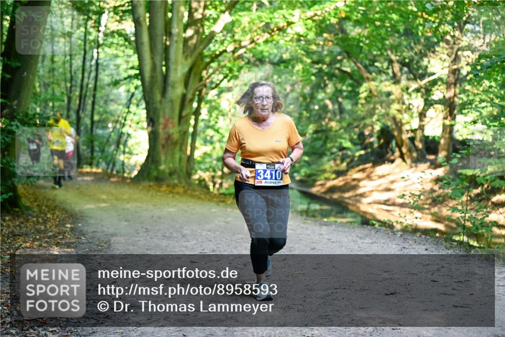 28.09.2025 - 33. Volkslauf durch das schöne Alstertal Dr. Thomas Lammeyer http://msf.ph/oto/8958593 28.09.2025 10:52:00 Laufen 3410 meine-sportfotos.de